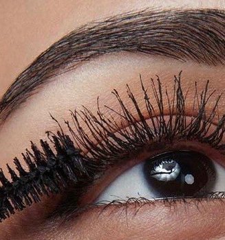 Cómo conseguir la máscara de pestañas sin grumos | L’Oréal Paris
