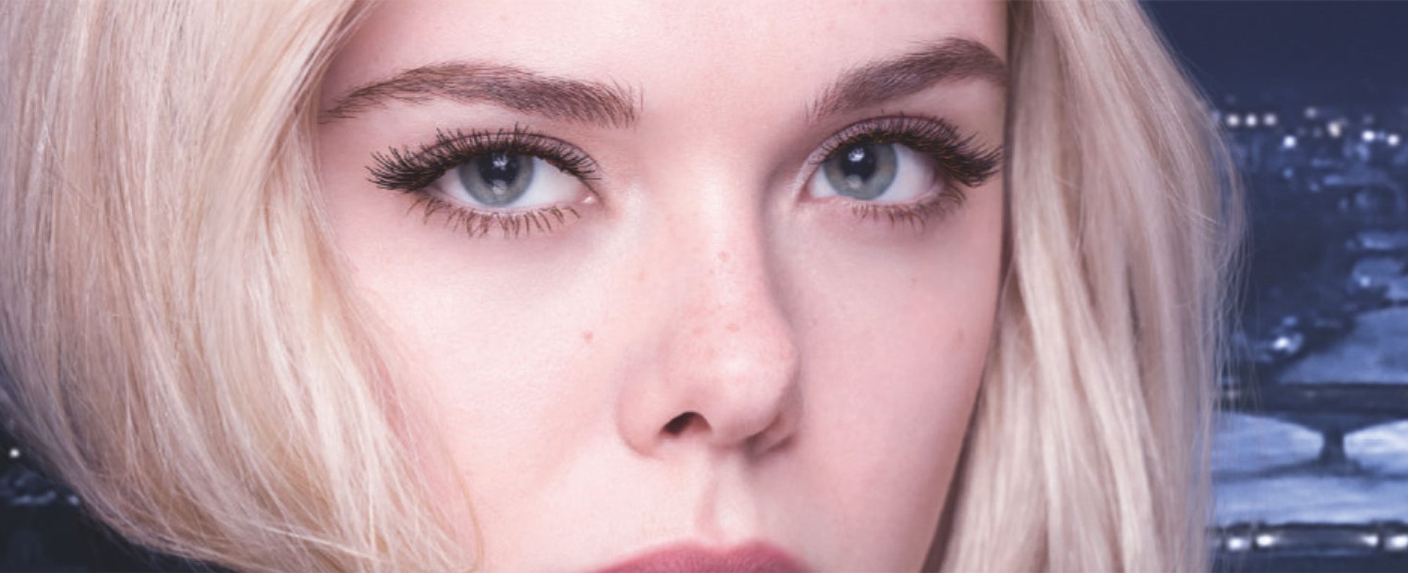 Con una máscara de pestañas marrón de la talla de Lash Paradise Moonlight de L’Oréal Paris conseguirás una mirada supernatural pero cargada de volumen. ¡Pásate al marrón como Elle Fanning!