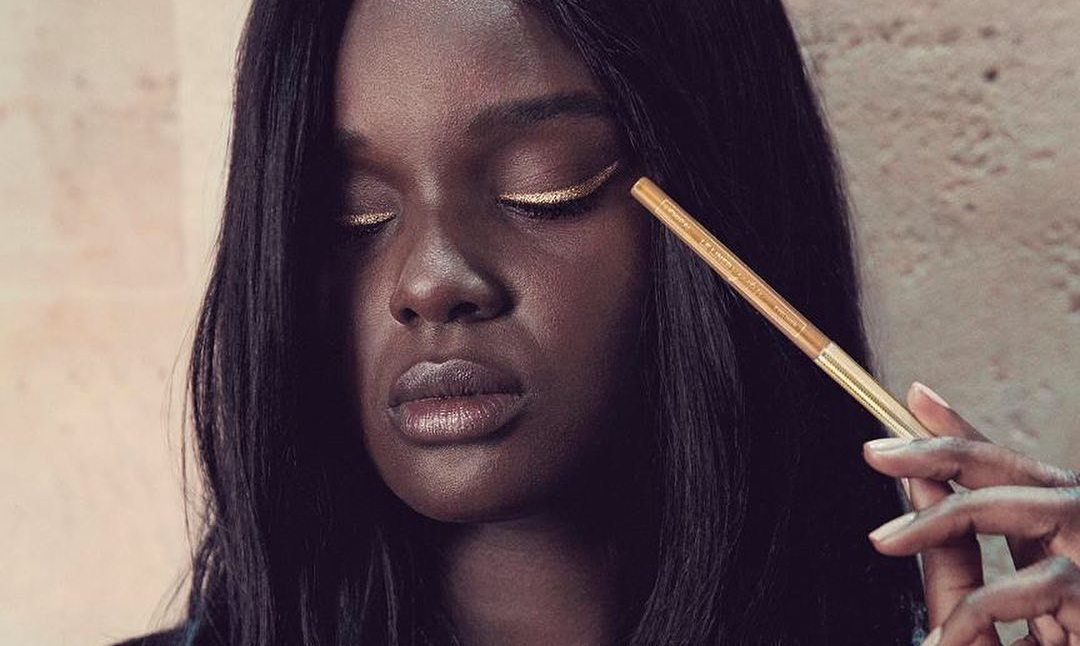 Cómo pintar el eyeliner gráfico y diferentes opciones | L’Oréal Paris