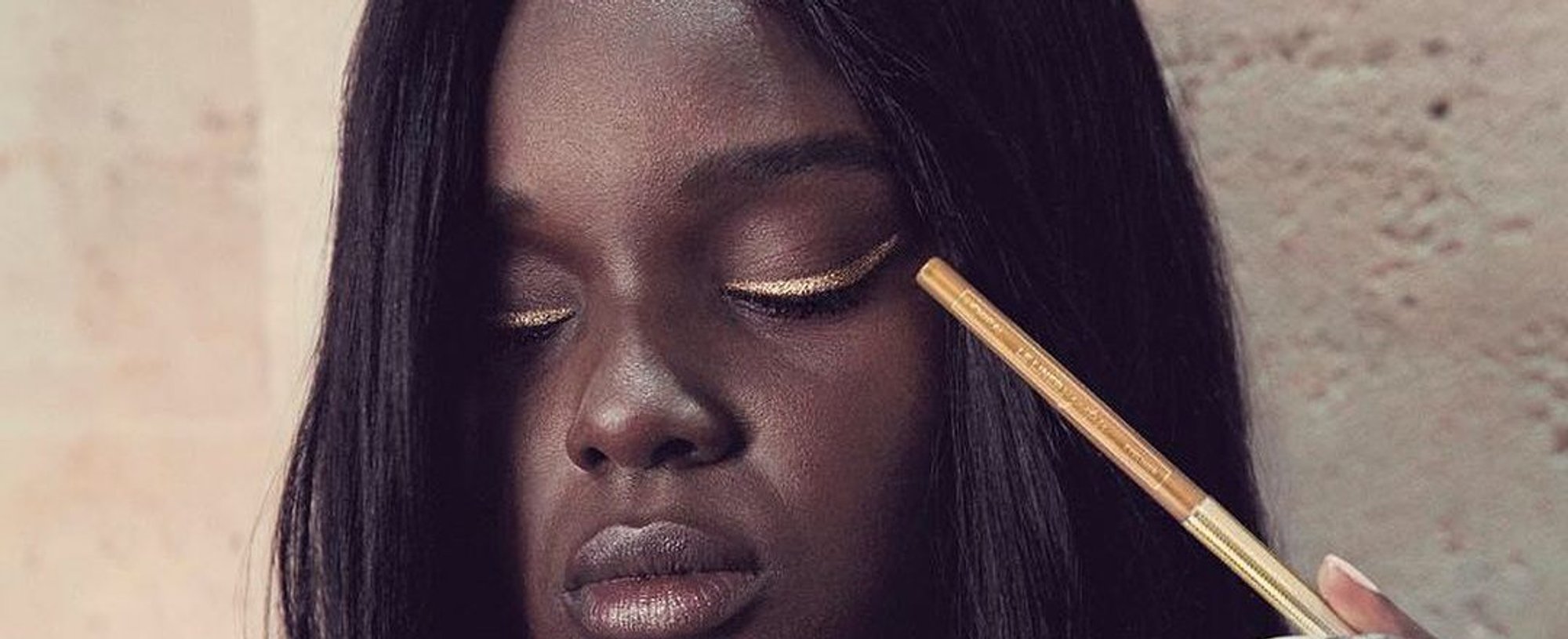 Cómo pintar el eyeliner gráfico y diferentes opciones | L’Oréal Paris