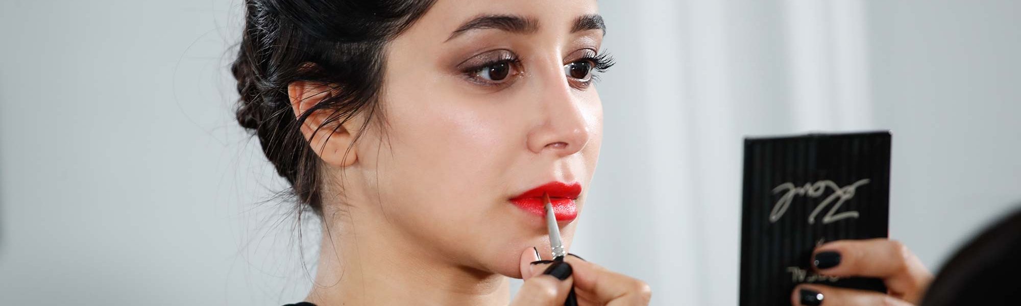Perfilar Labios Maquillaje Imagen Maquillaje Hero