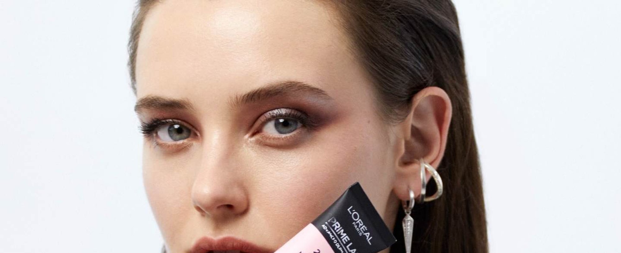 Qué es el primer y ventajas de usar este cosmético antes del maquillaje| L'Oréal Paris