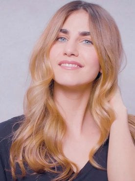 Aprender cómo hacerte unas mechas en casa es muy sencillo con Colorista Effects de L’Oréal Paris.