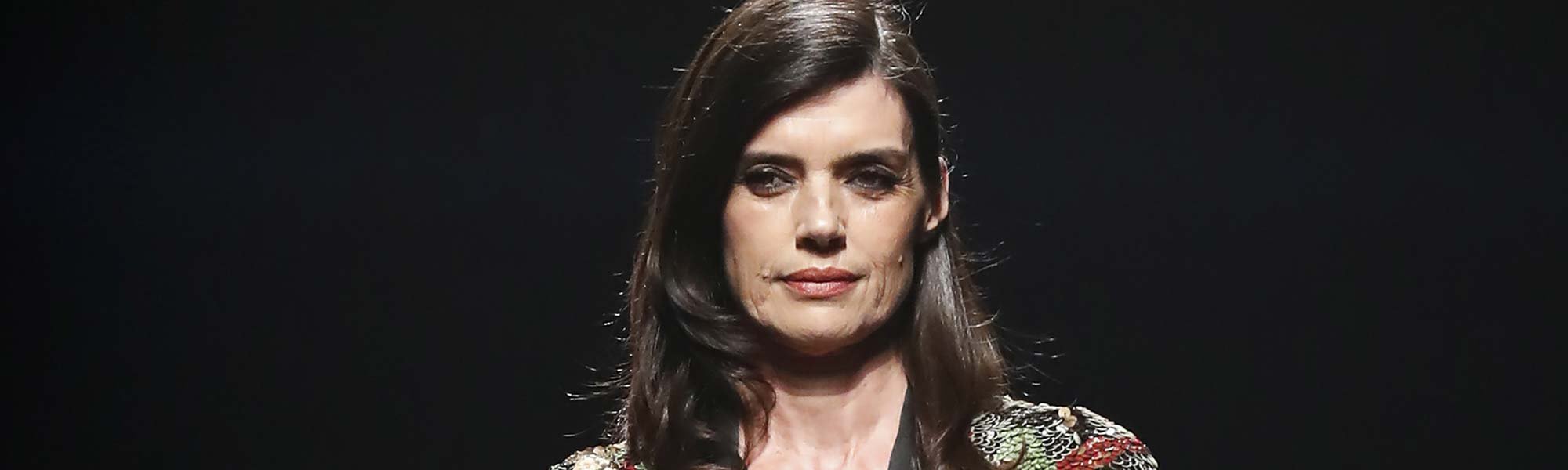 Dale forma a tu corte de pelo para mujeres maduras con los productos de fijación de L’Oréal Paris y tu peinado lucirá el doble.