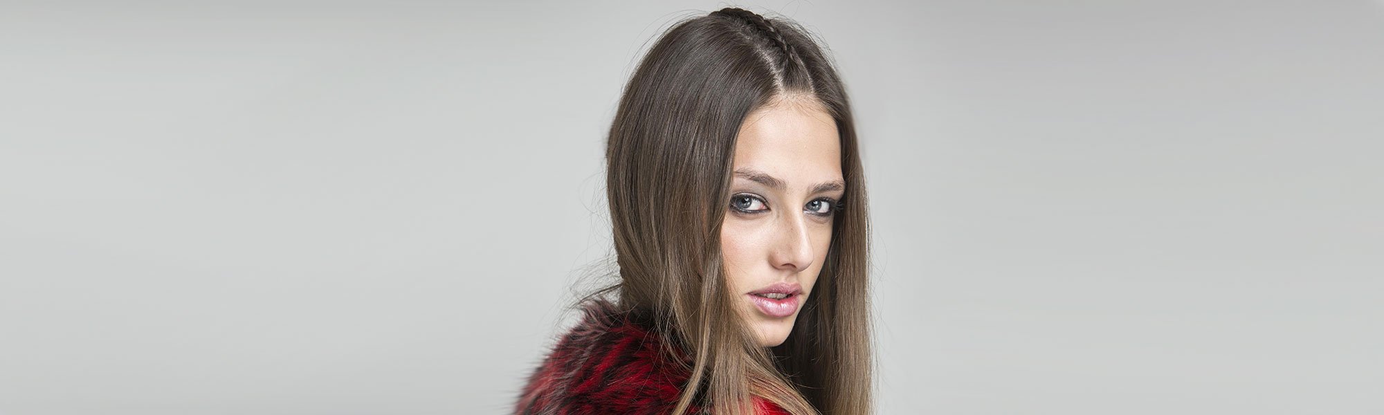 Consigue las trenzas de moda con los productos de fijación de L’Oréal Paris.
