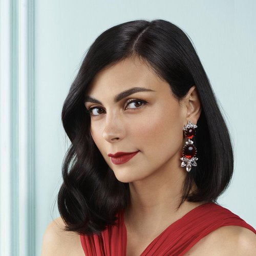 Morena Baccarin Magic Retouch Spray