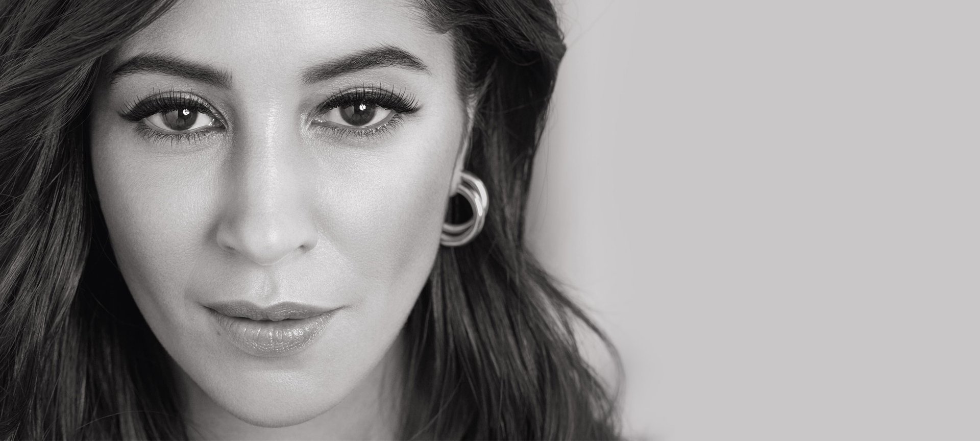 Leila Bekhti Volumen Millon