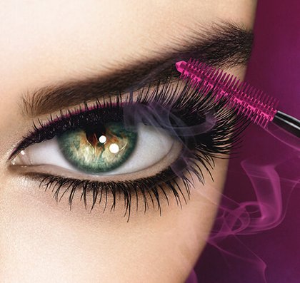 Volume Million Lashes Fatale Black Aplicacion